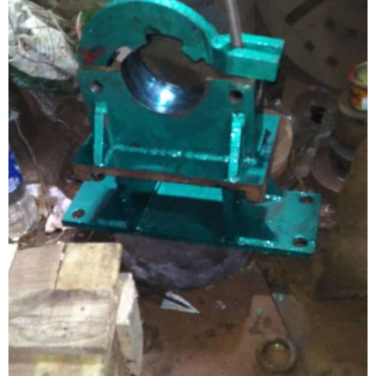 REWINDER ROLL BRACKET ASSEMBLY